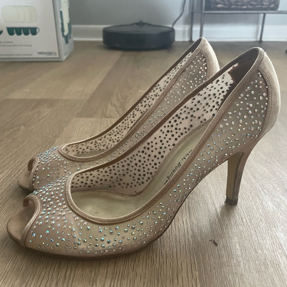 High heels - Picture 3 of 4